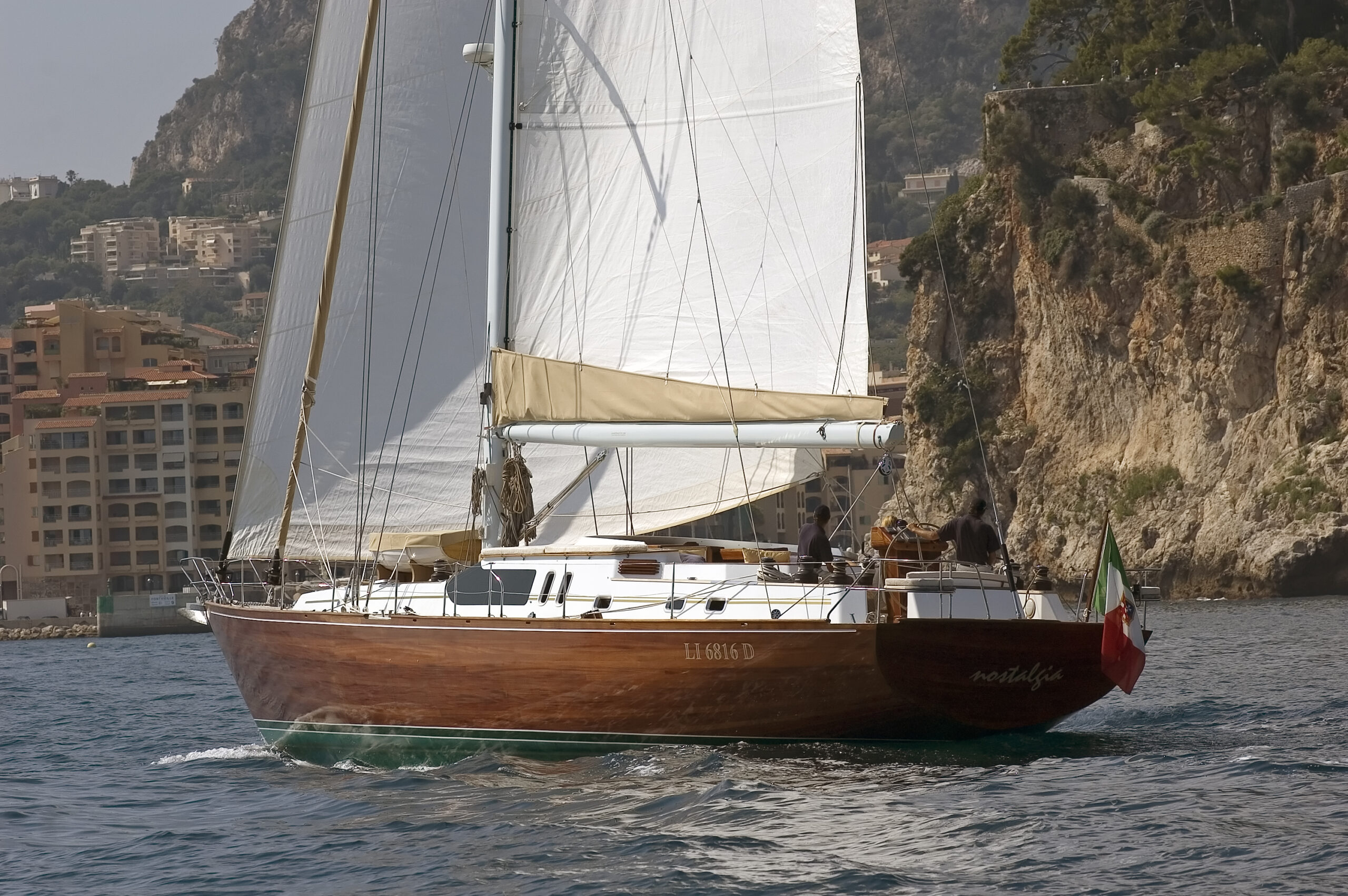Lagoon Royal Pilot Saloon 65- SERENA